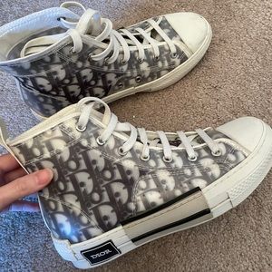 CHRISTIAN DIOR SNEAKERS